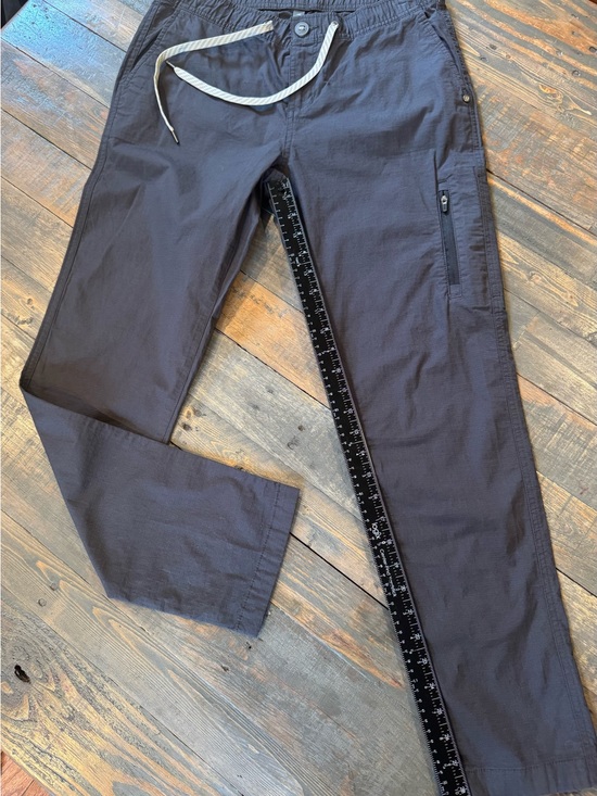 Vuori Pants - Vuori RIPSTOP Pants Charcoal sz Medium LIKE NEW